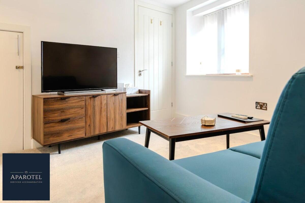 Aparotel Serviced Apartments - Stonehenge, Amesbury Town Centre Номер фото